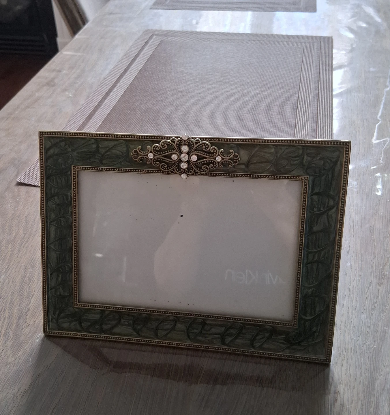 Ornate Green & Gold Photo Frame with Jewels - photo 2