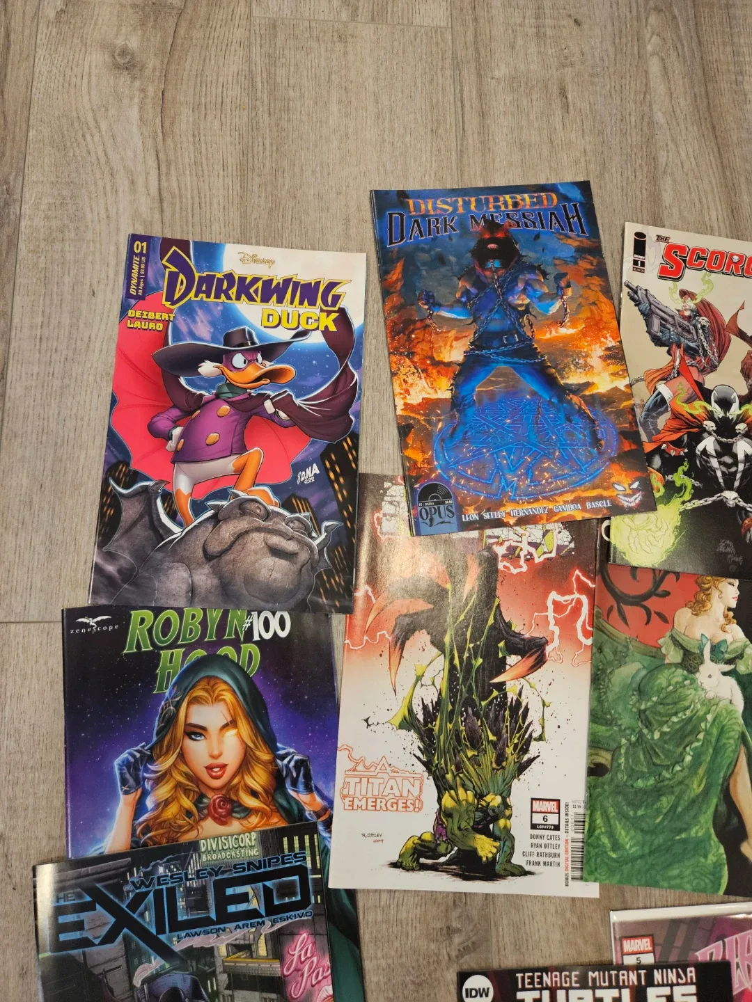 11 modern comics lot - photo 4