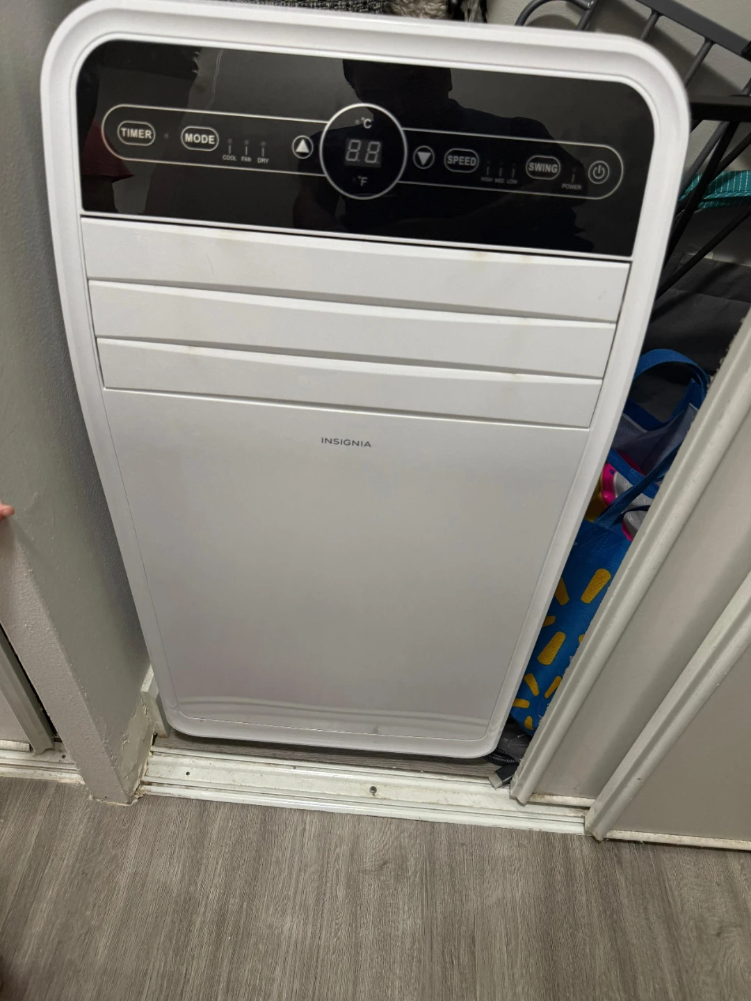 Insignia Portable Air Conditioner NS-AC12PWH9-C