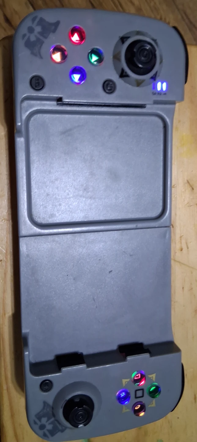 Mobile Game Controller Grip for Smartphones - photo 3