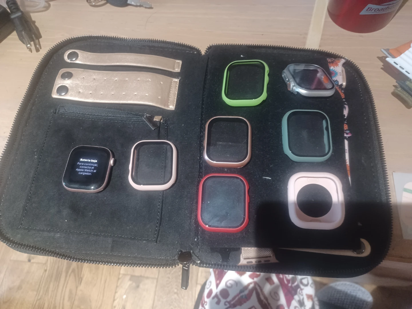Apple Watch Bands & Cases Bundle with AirPods Pro Case - photo 3