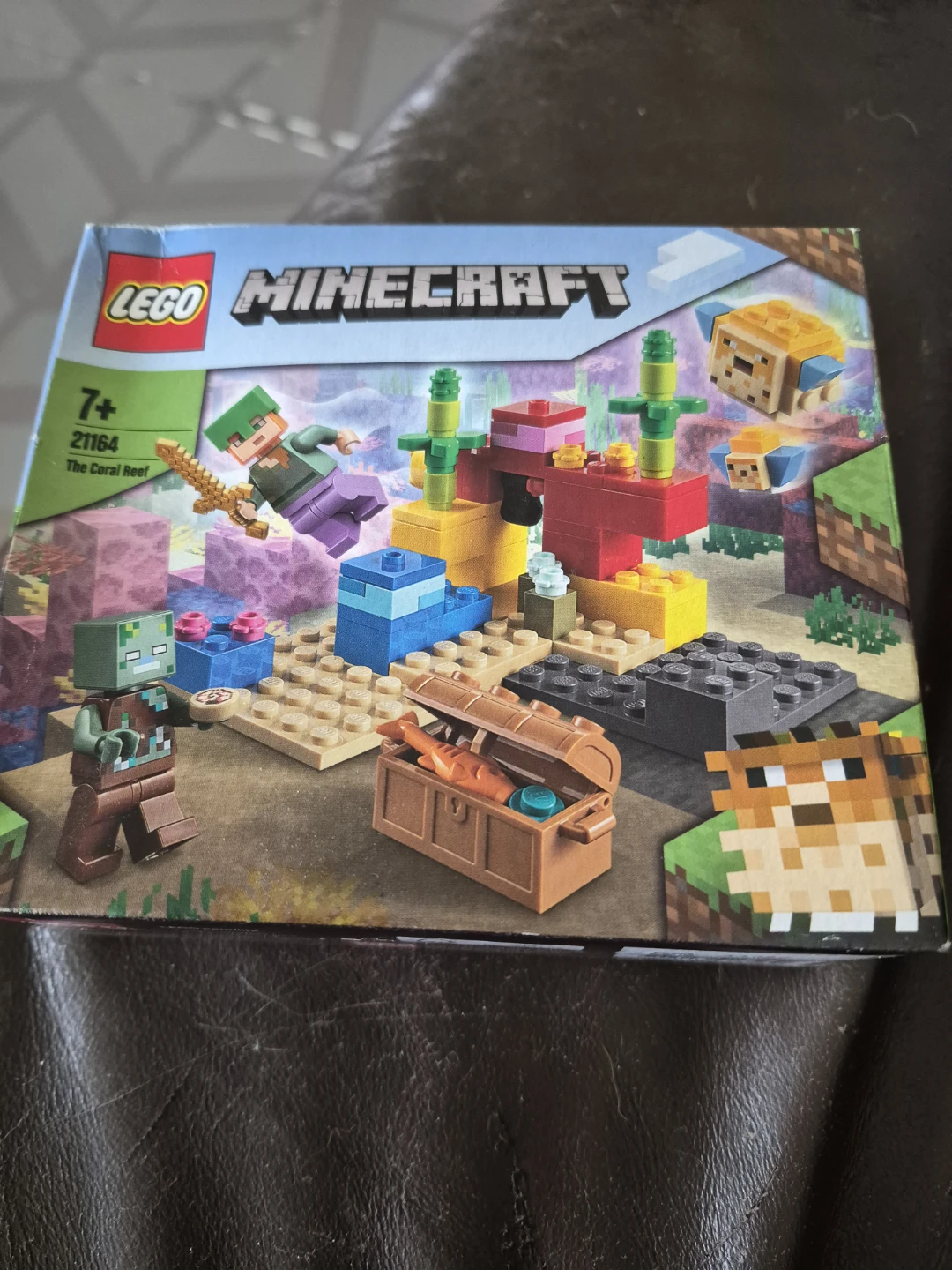 LEGO Minecraft The Coral Reef 21164 Building Set