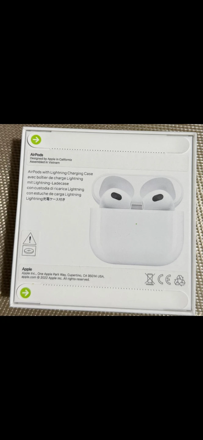 Apple AirPods (3rd generation) with Lightning Charging Case - photo 2