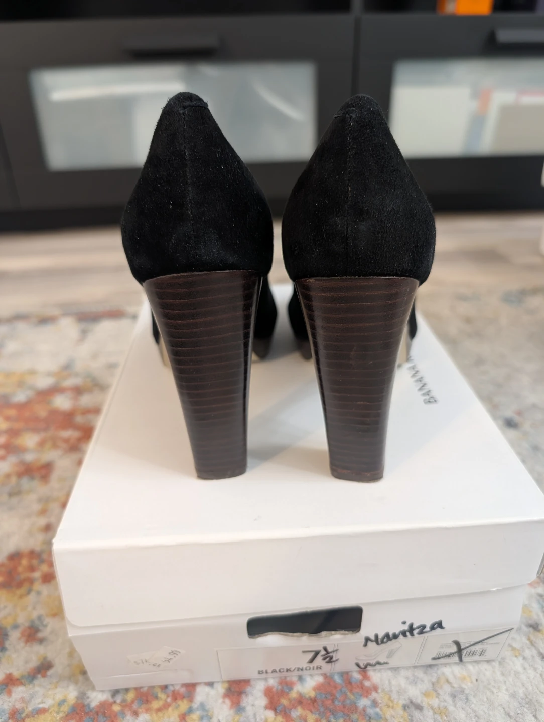 Banana Republic "Navitza" Black Suede Heels Size 7.5 - photo 3
