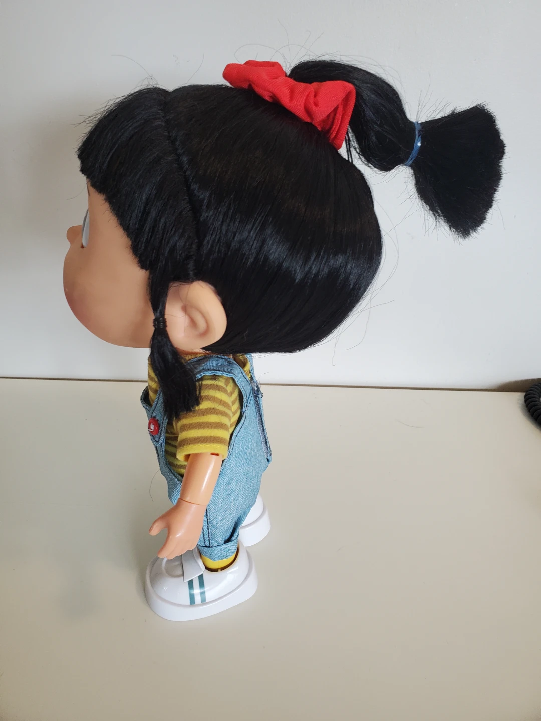 Toys R Us Exclusive Despicable Me 2 Talking 11" Agnes Doll - photo 4