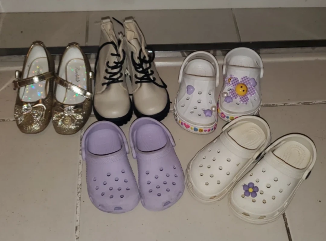 Toddler Girls Shoes sz 8-9t