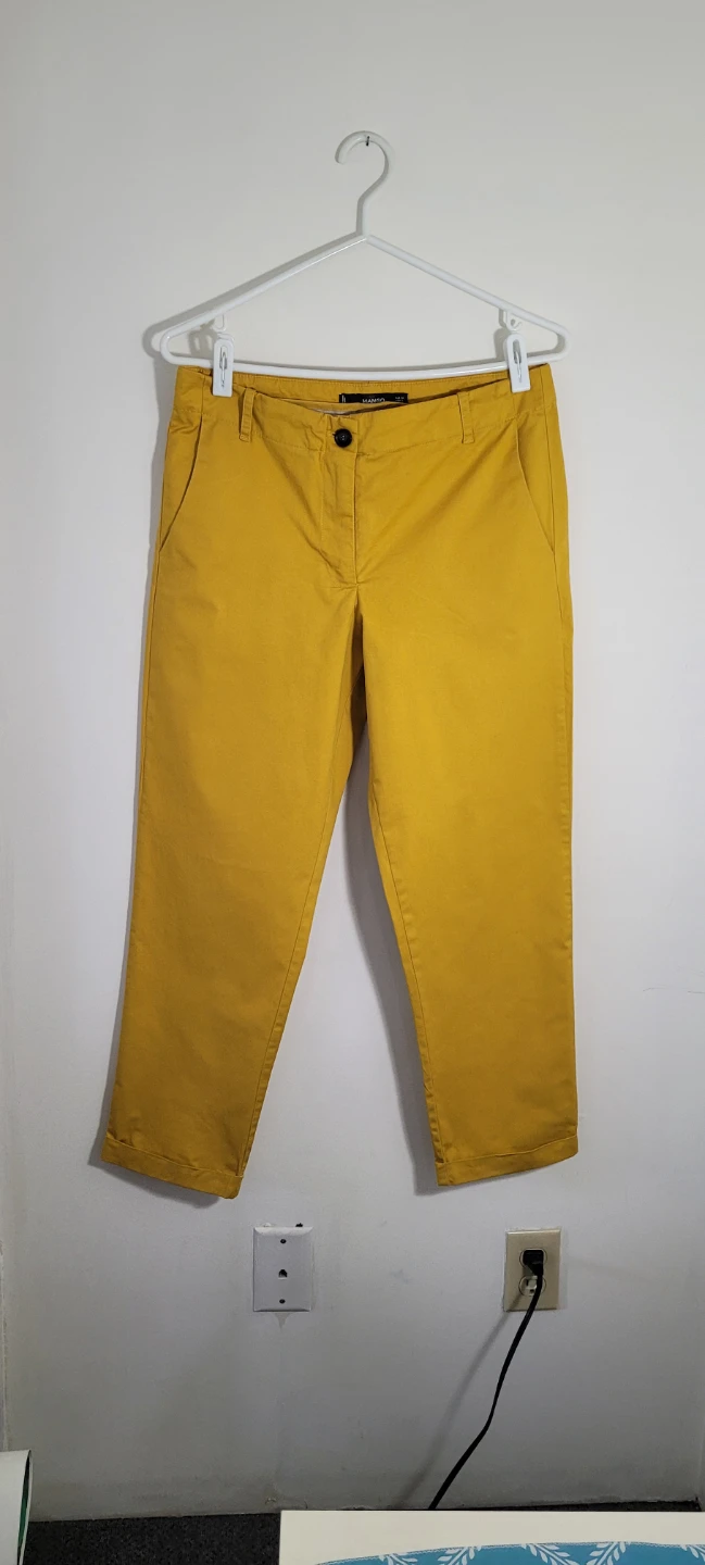Mango Women's Mustard Yellow Cropped Chinos Size 6
