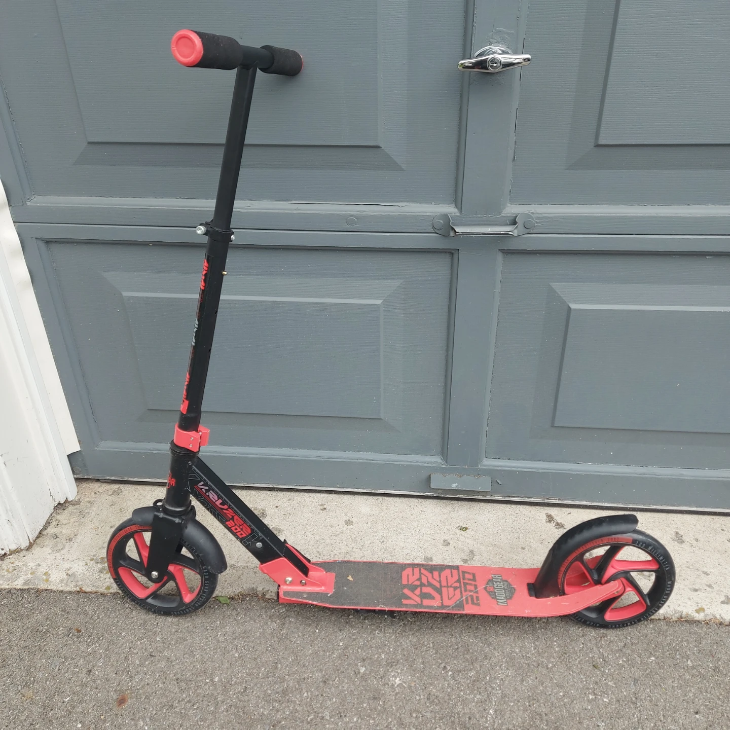 Madd Gear Scooter