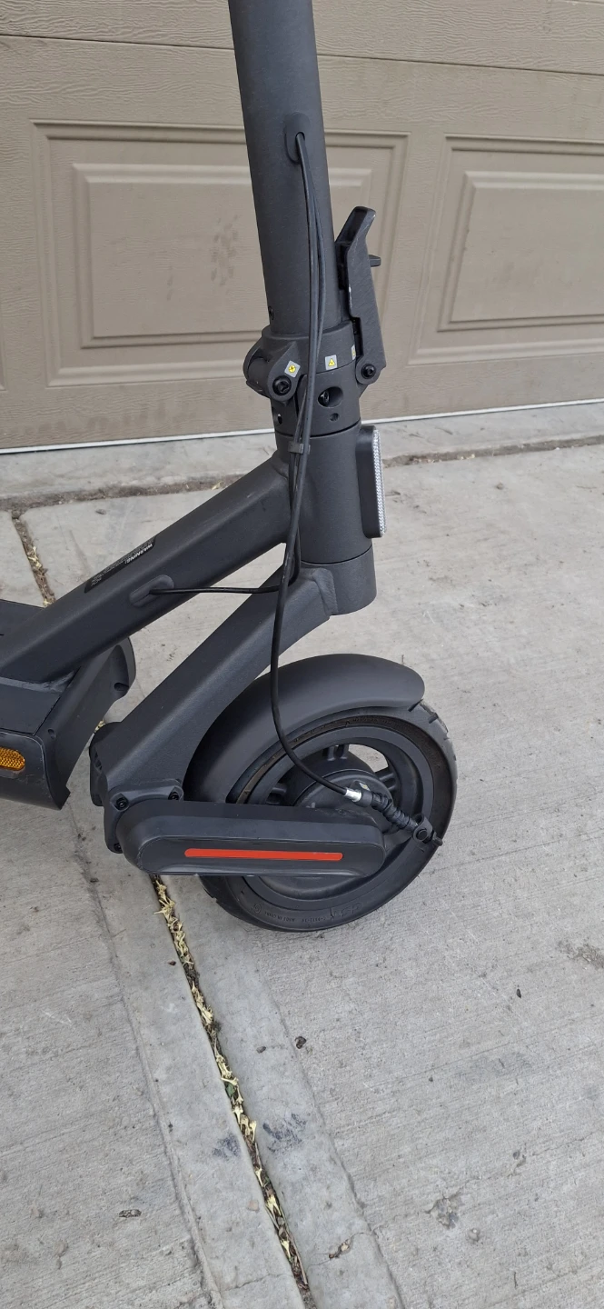NAVEE S65C ELECTRIC SCOOTER WITH FULL SUSPENSION - photo 3
