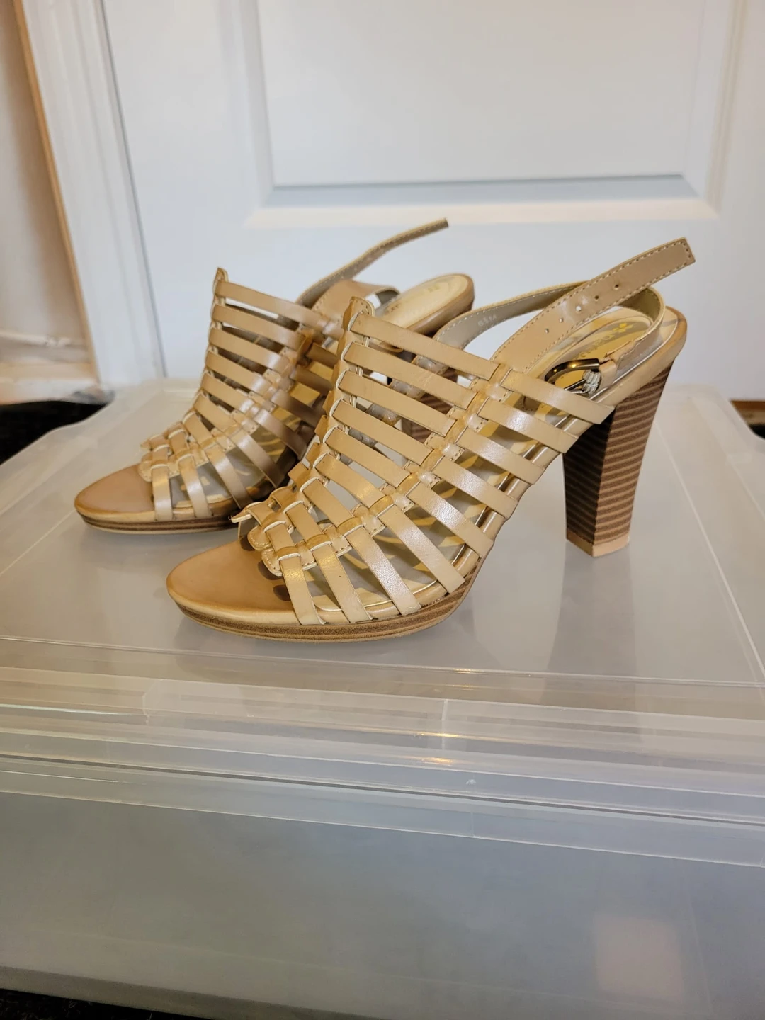 Naturalizer Strappy Heeled Sandals