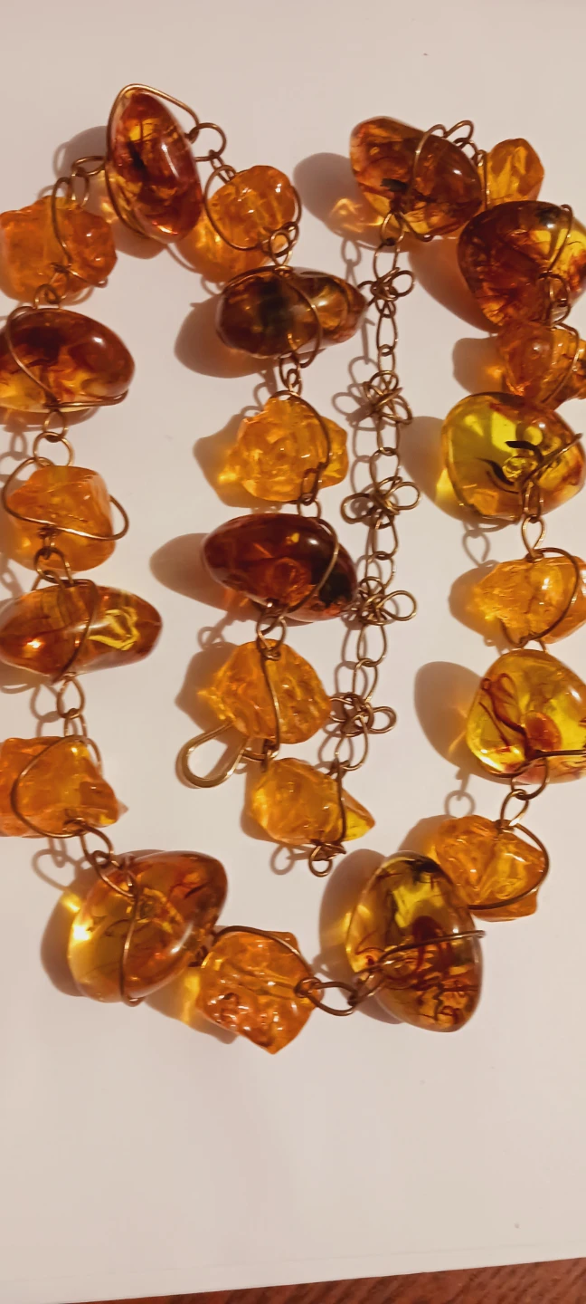 Beautiful Amber Lucite Beaded  Necklace - photo 4