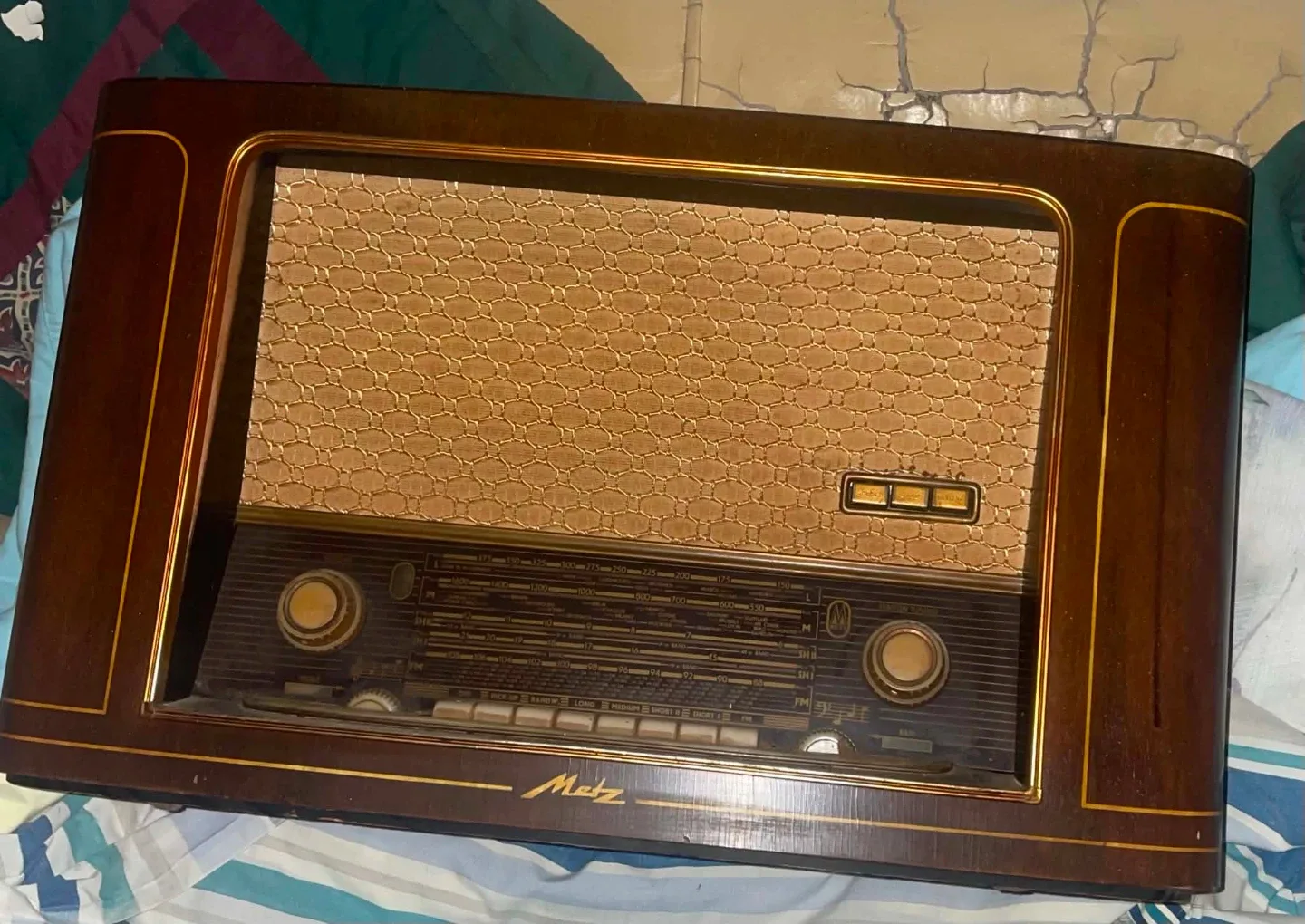 Vintage Metz Tube Radio