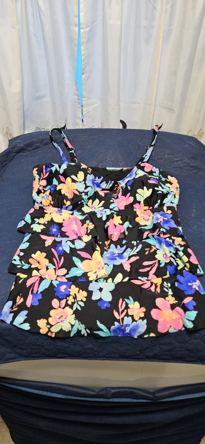 Black Floral Print Swim Top with Ruffle Skirt Swim Bottom - photo 5