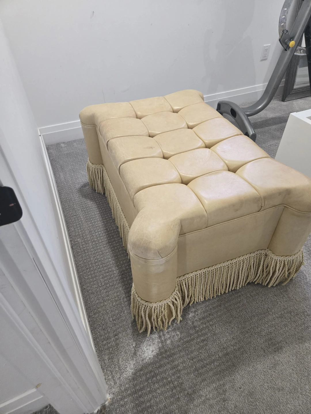 Tufted Leather Ottoman Footstool with Fringe - photo 3