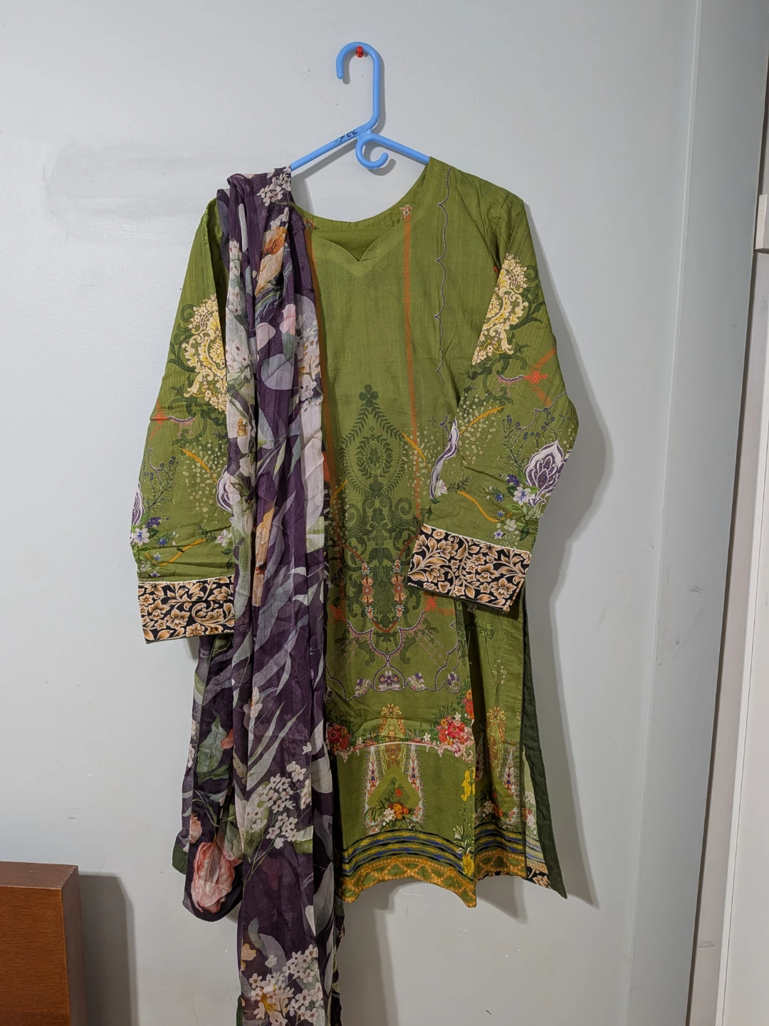 Sana safinas Medium Last suit Clearance