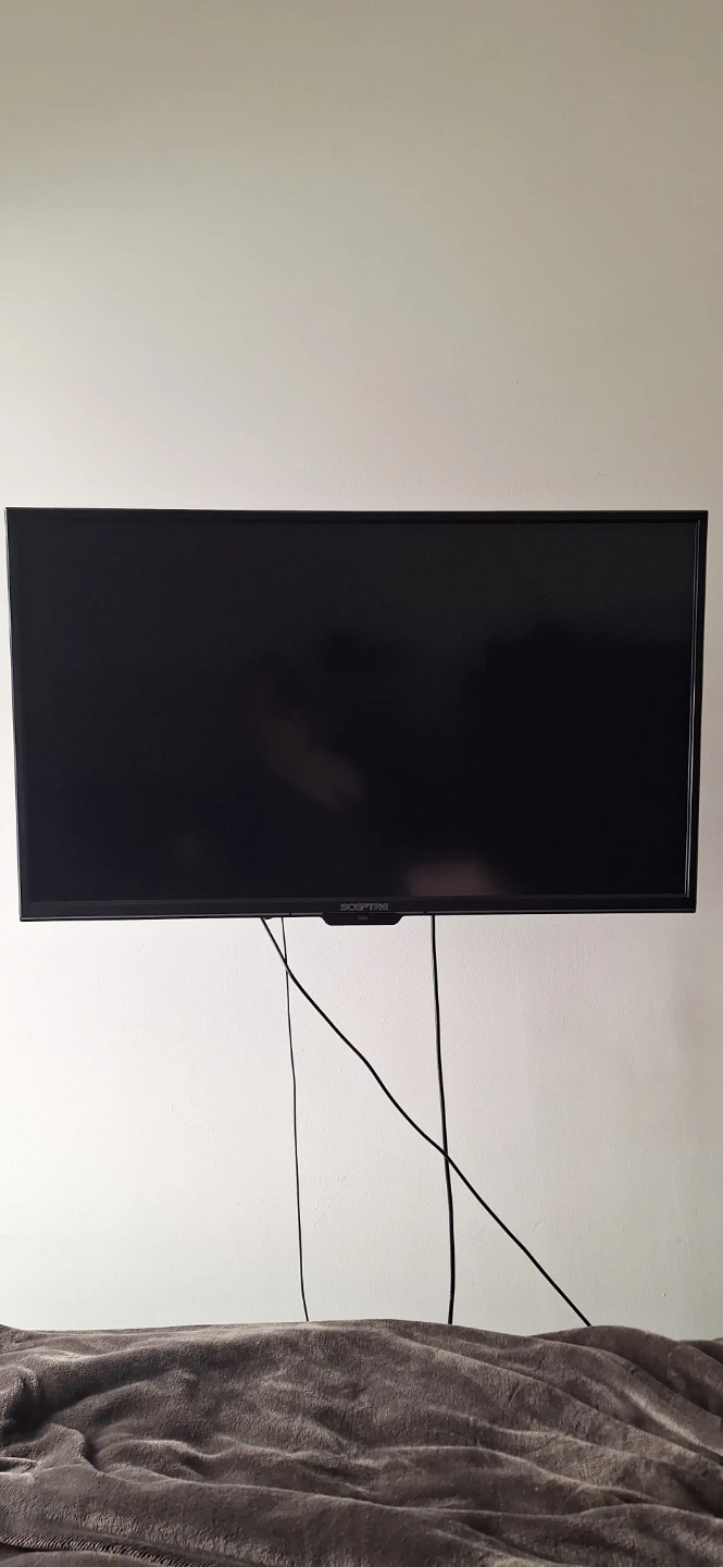 SCEPTRE 40" Smart TV Wall Mount with Articulating Arm