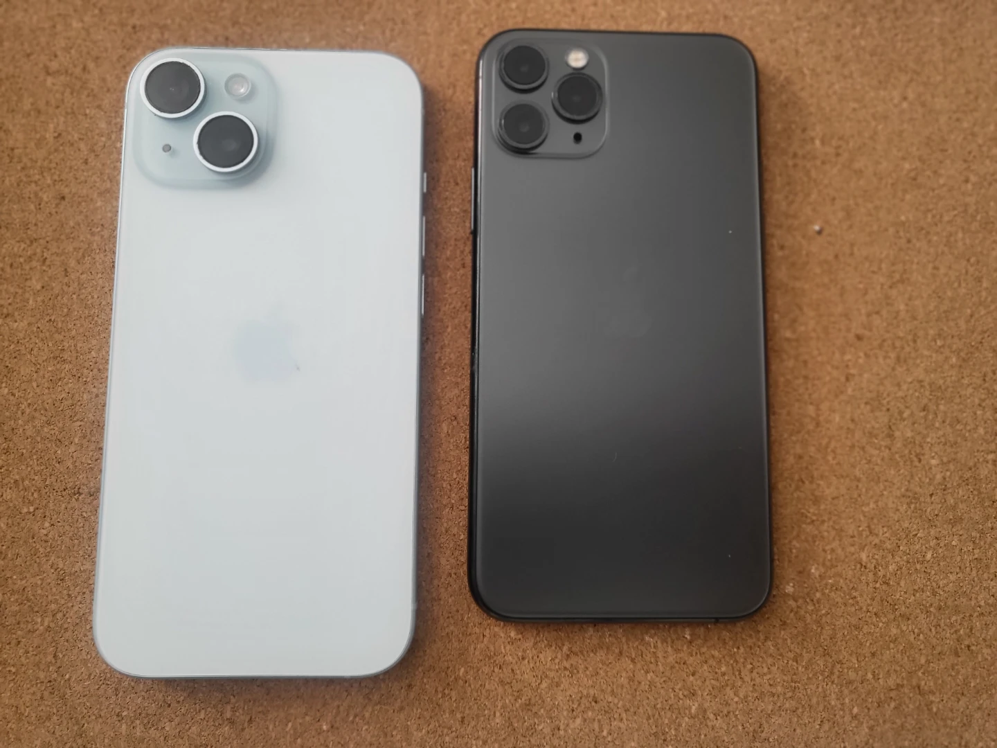 Apple iPhone 15 & iPhone 11 Pro