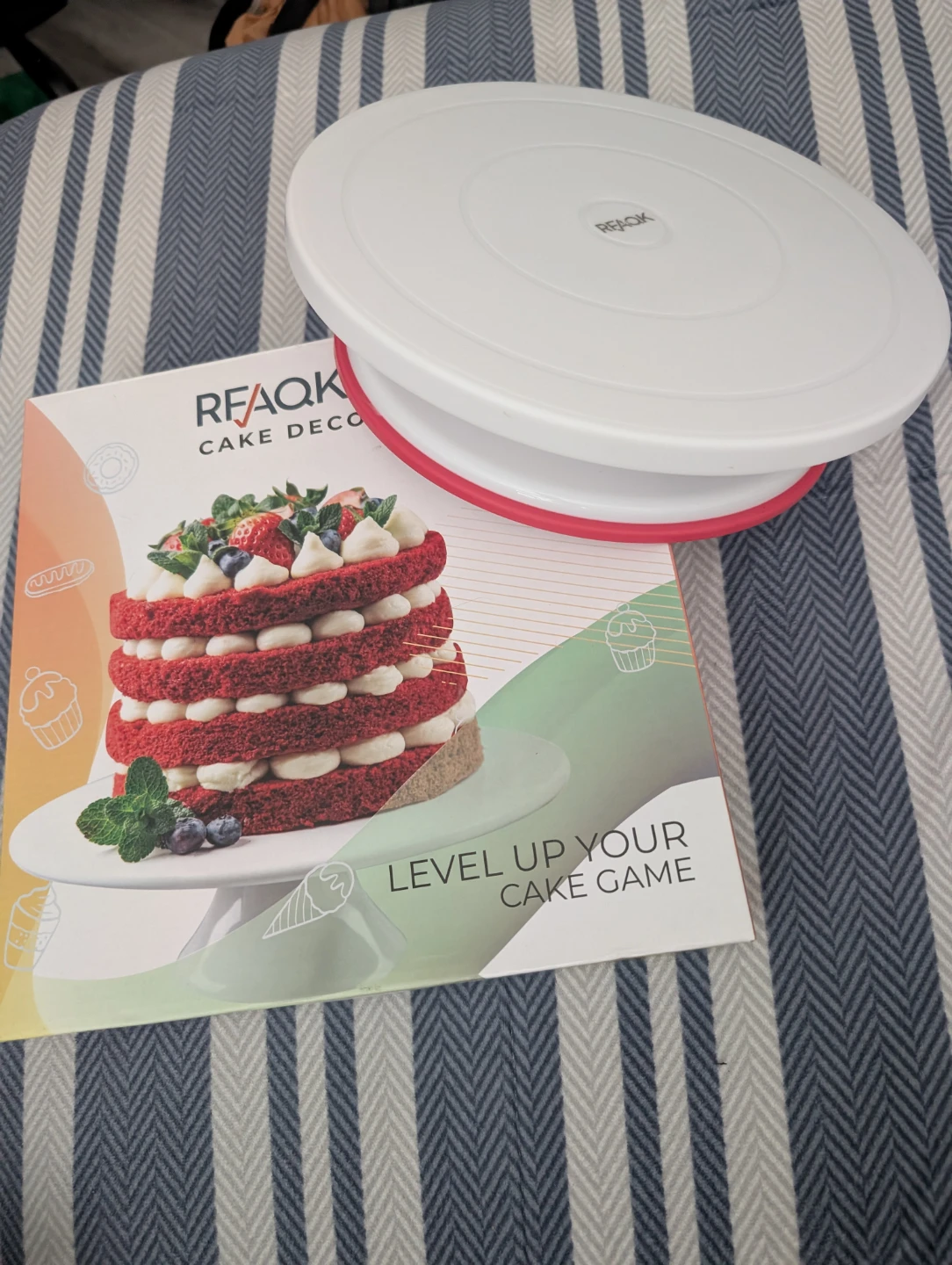 REAQK White Cake Decorating Turntable