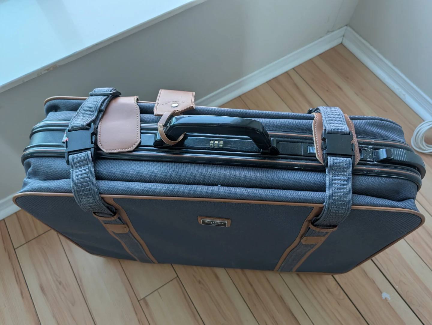 Antler Grey Suitcase - photo 3