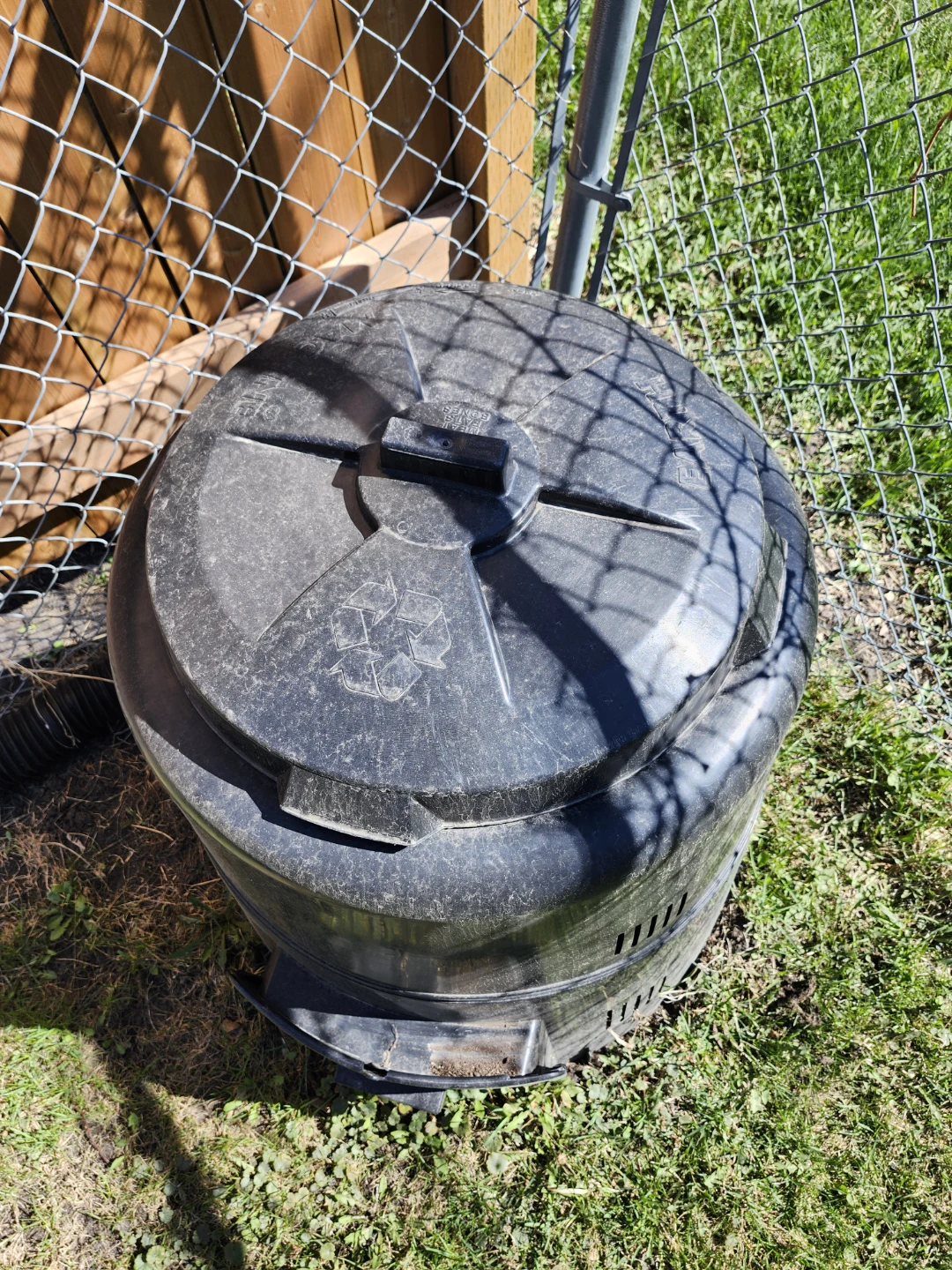 Black Outdoor Compost Bin - photo 2