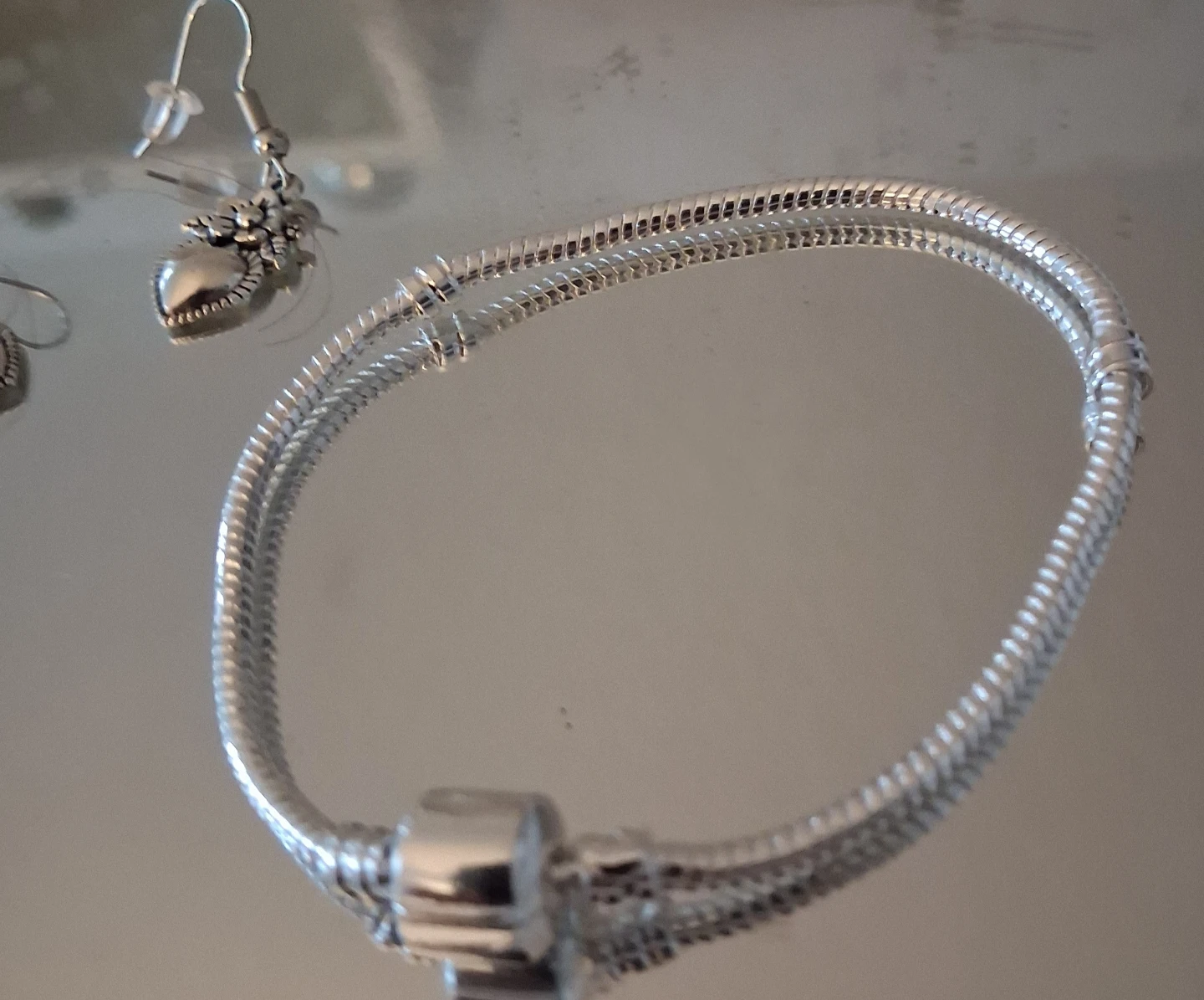 Silver Heart and Flower Charm Earrings and Bracelet Set - photo 3