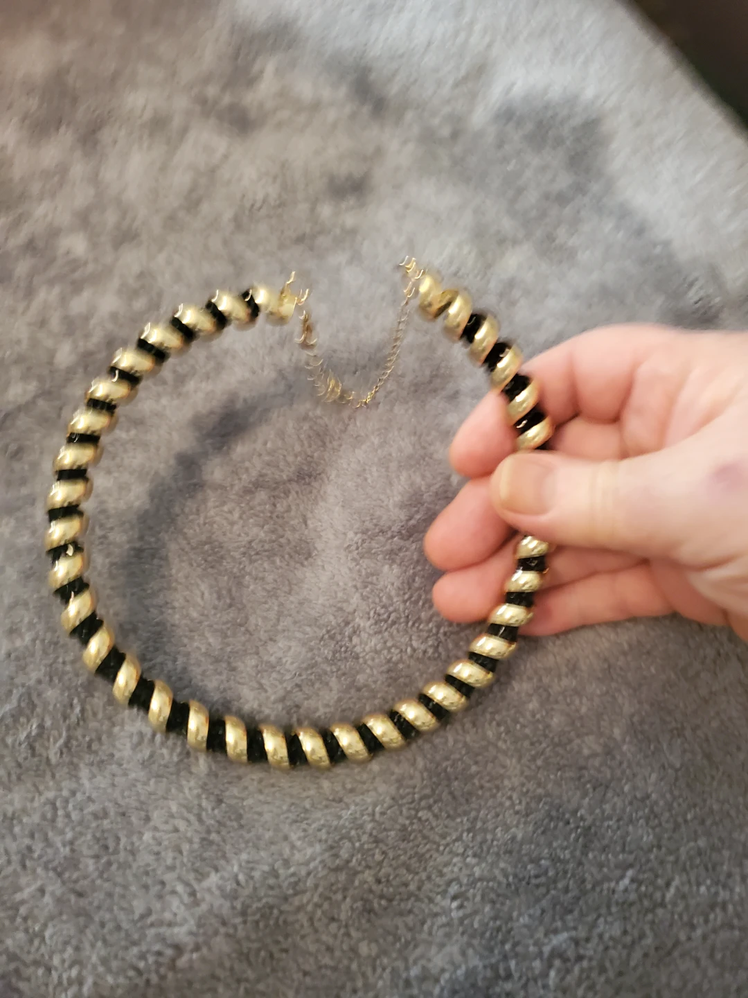 Gold and Black Twisted Choker Necklace - photo 2