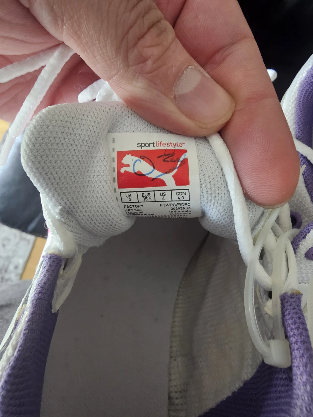 Pumas Women's Shoes - photo 4