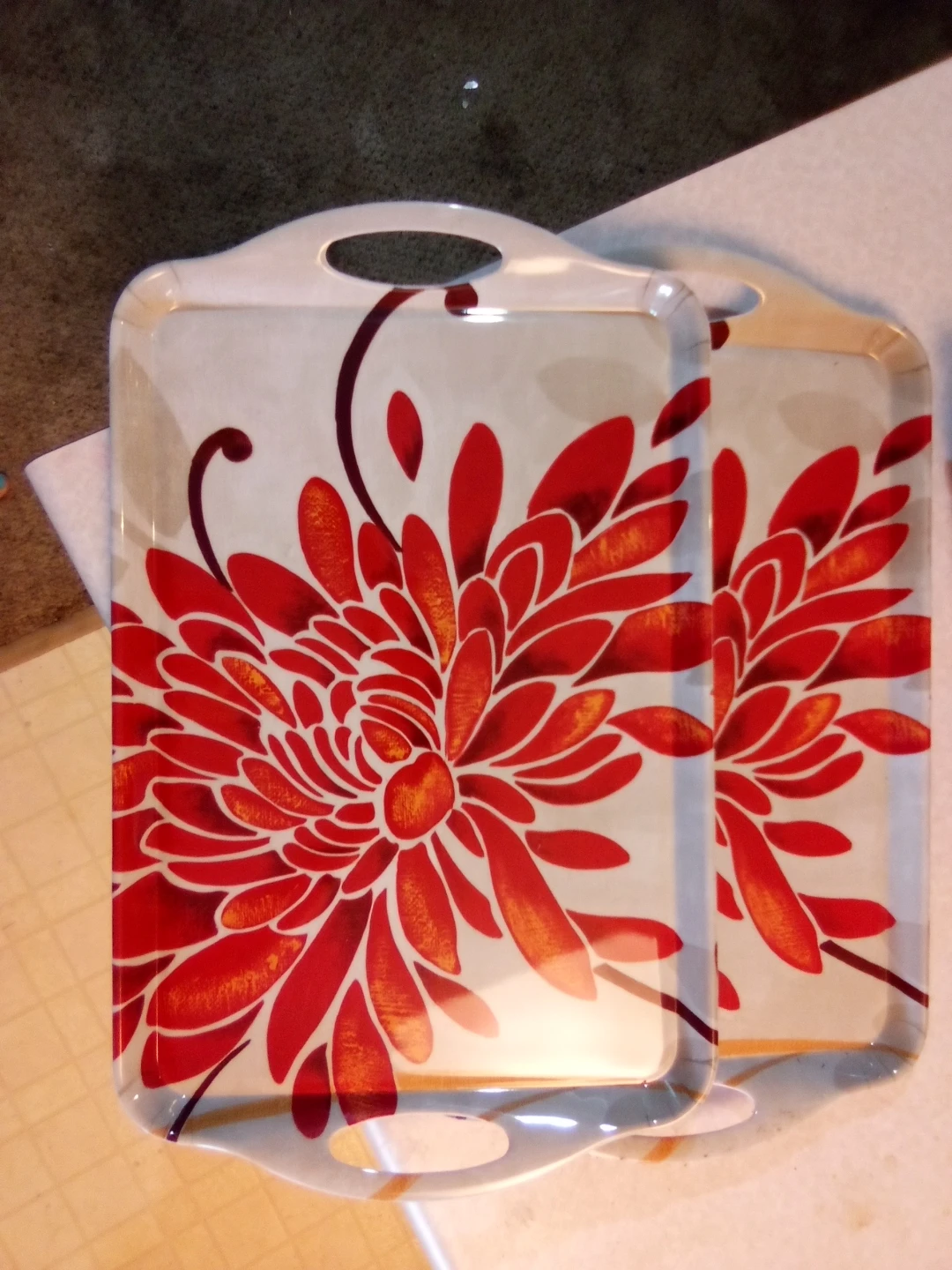 Amber spring serving trays