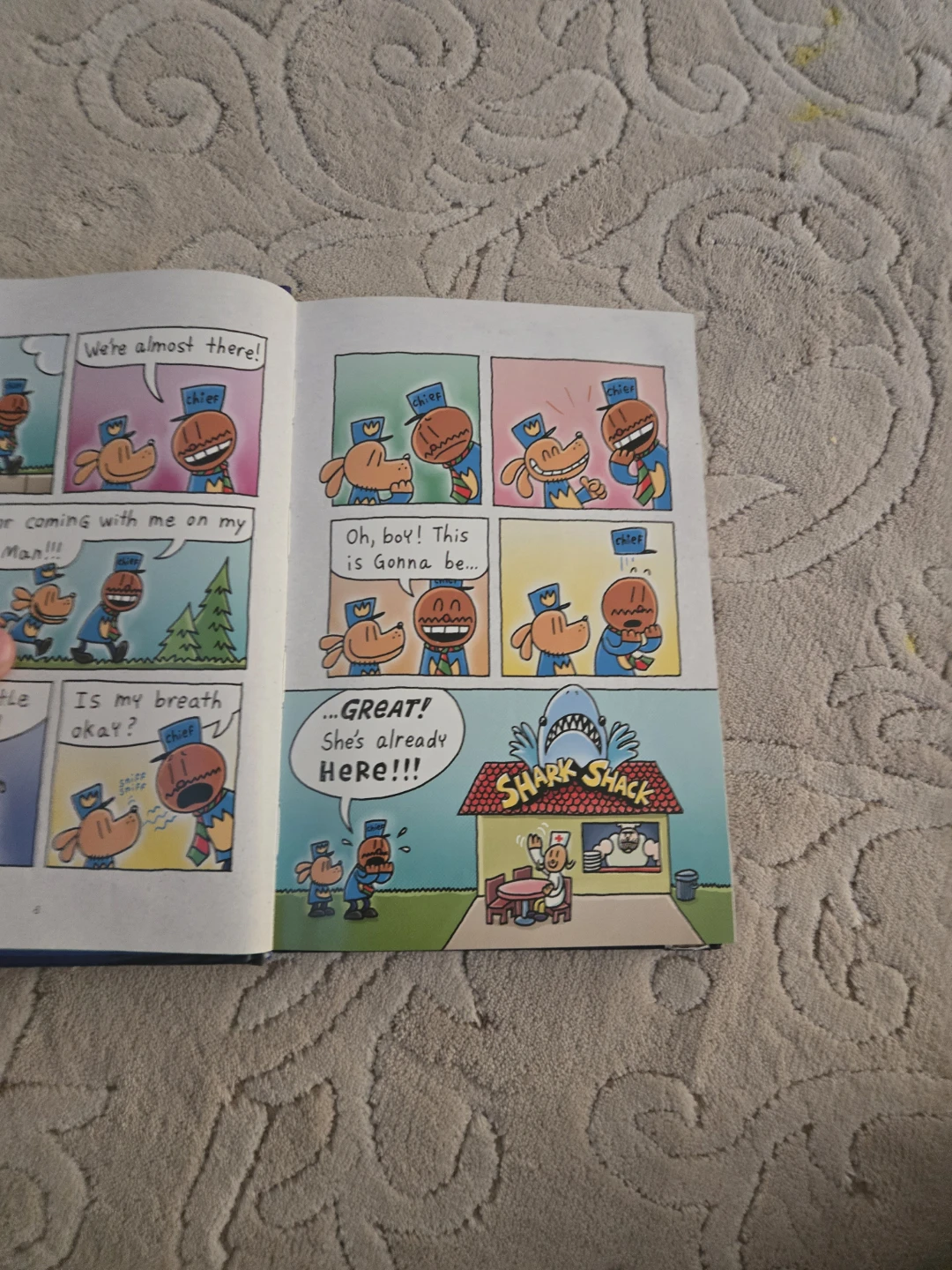 Dog Man: Twenty Thousand Fleas Under the Sea by Dav Pilkey - photo 2