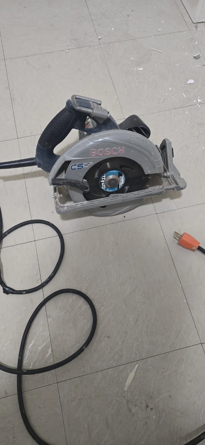 Bosch Circular Saw C10 – Power, Precision & Reliability