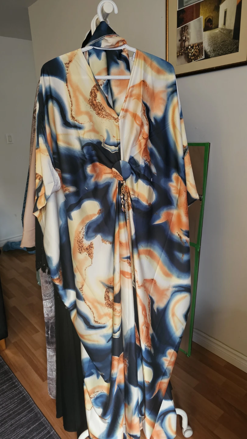 Flowy Kaftan Dress with Decorative Clasp