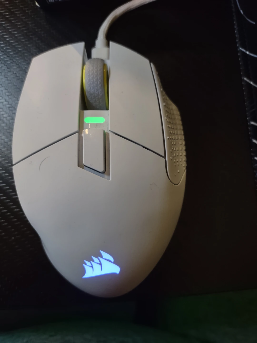 Corsair Scimitar Elite Wireless MMO Gaming Mouse - White - photo 3