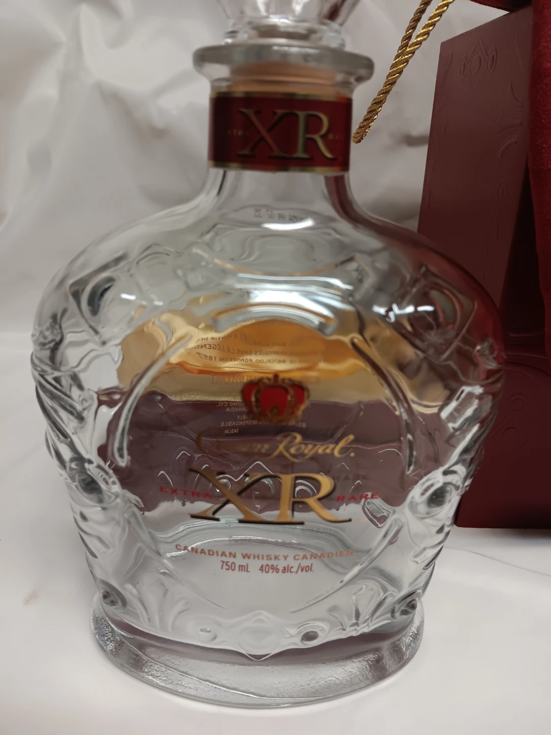 Crown Royal XR Extra Rare Canadian Whisky 750 mL - photo 2