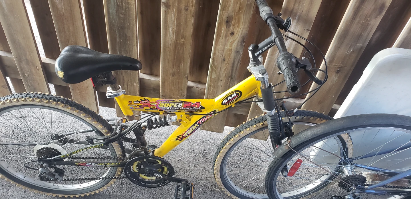 Yellow Super 24" 21-Speed Bicycle