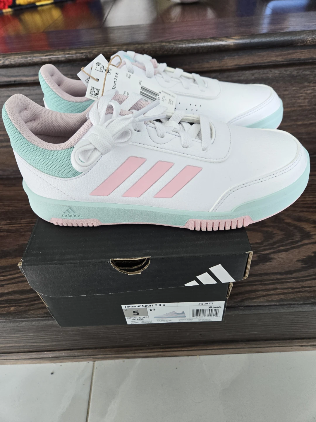 Adidas Girls Size 5