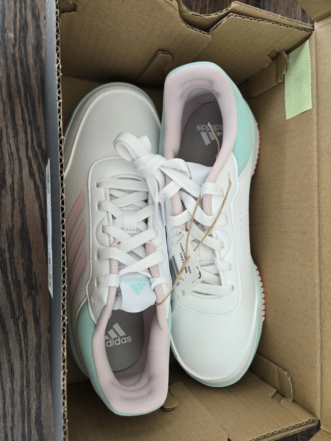 Adidas Girls Size 5 - photo 3