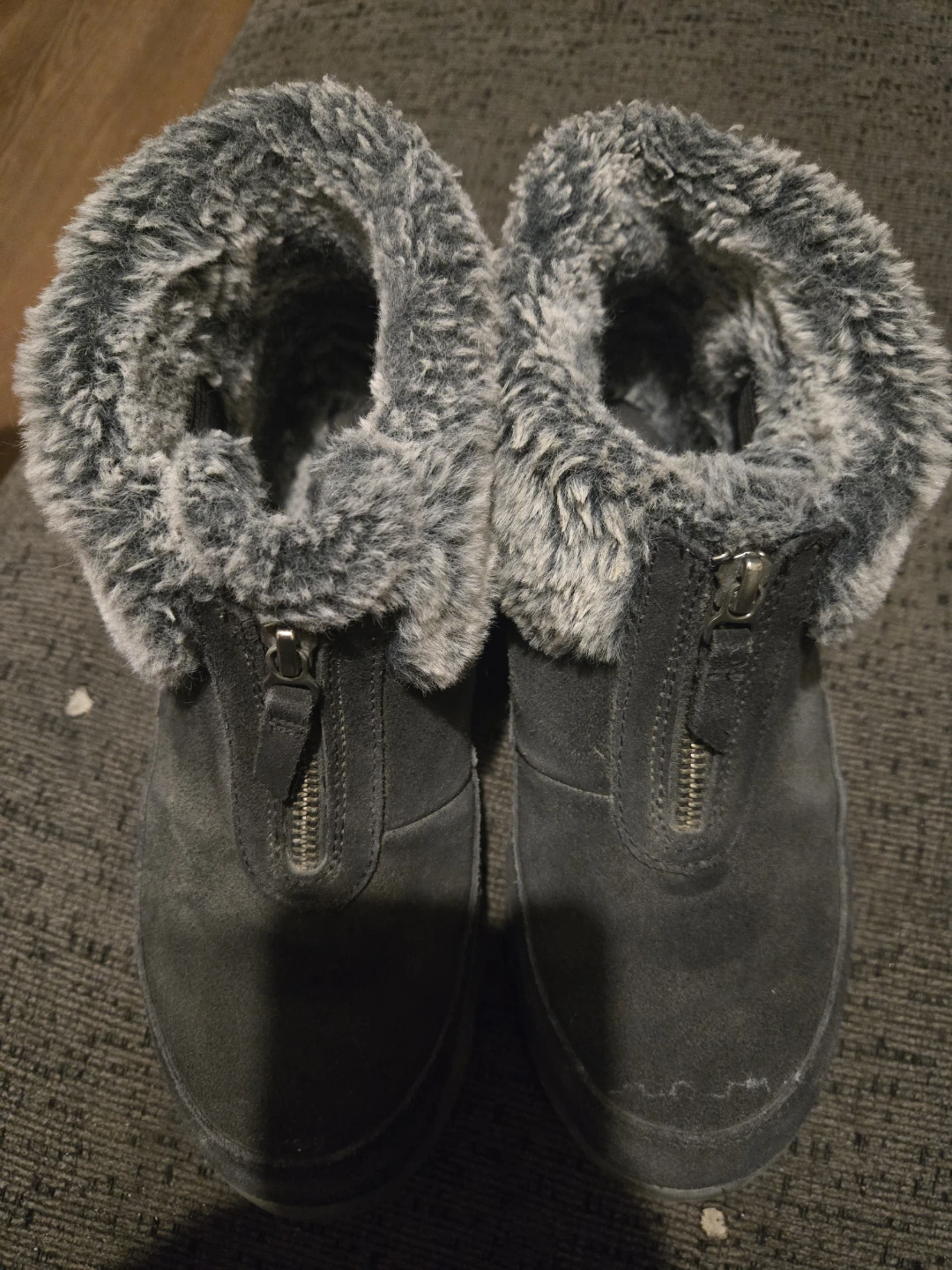Women's Fur Lined Ankle Boots with Zipper