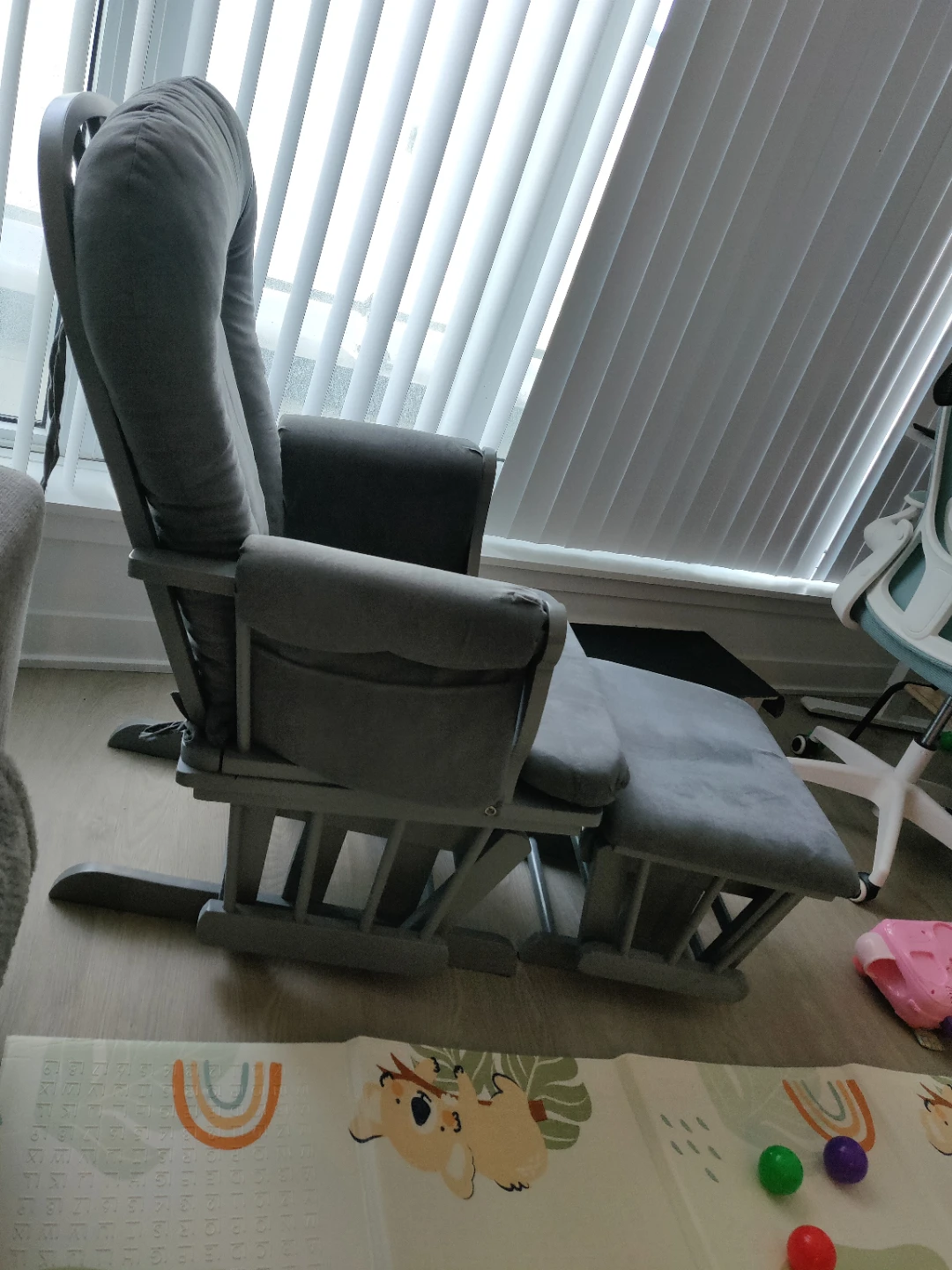 Grey Glider Chair with Ottoman - photo 2