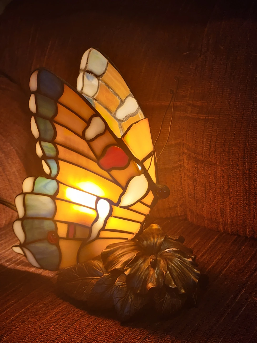 Stained Glass Butterfly Tiffany Style Table Lamp - photo 3