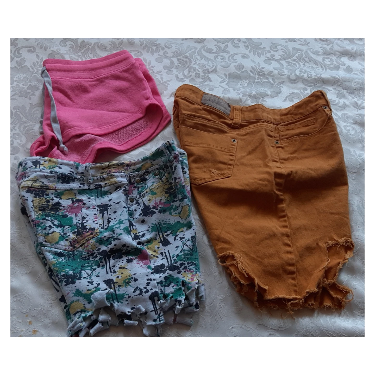3 Camisoles & 3 Pairs of Shorts Bundle - photo 4