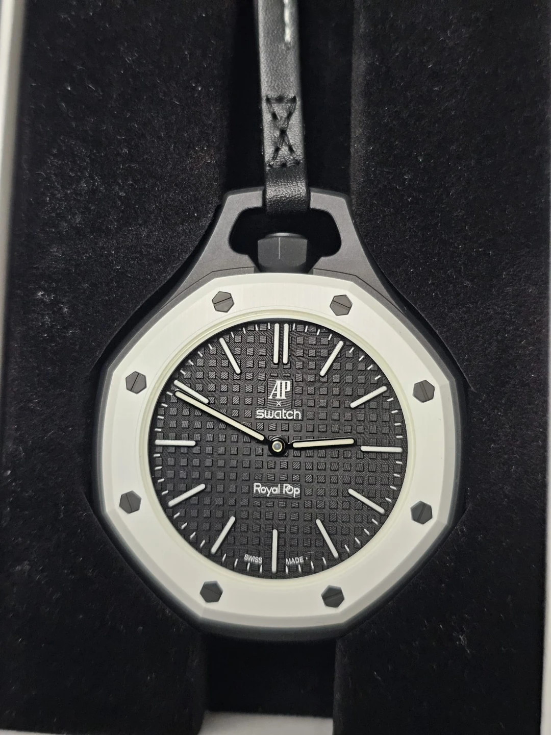 AP x Swatch Ocho Brand New Limited Edition - photo 2