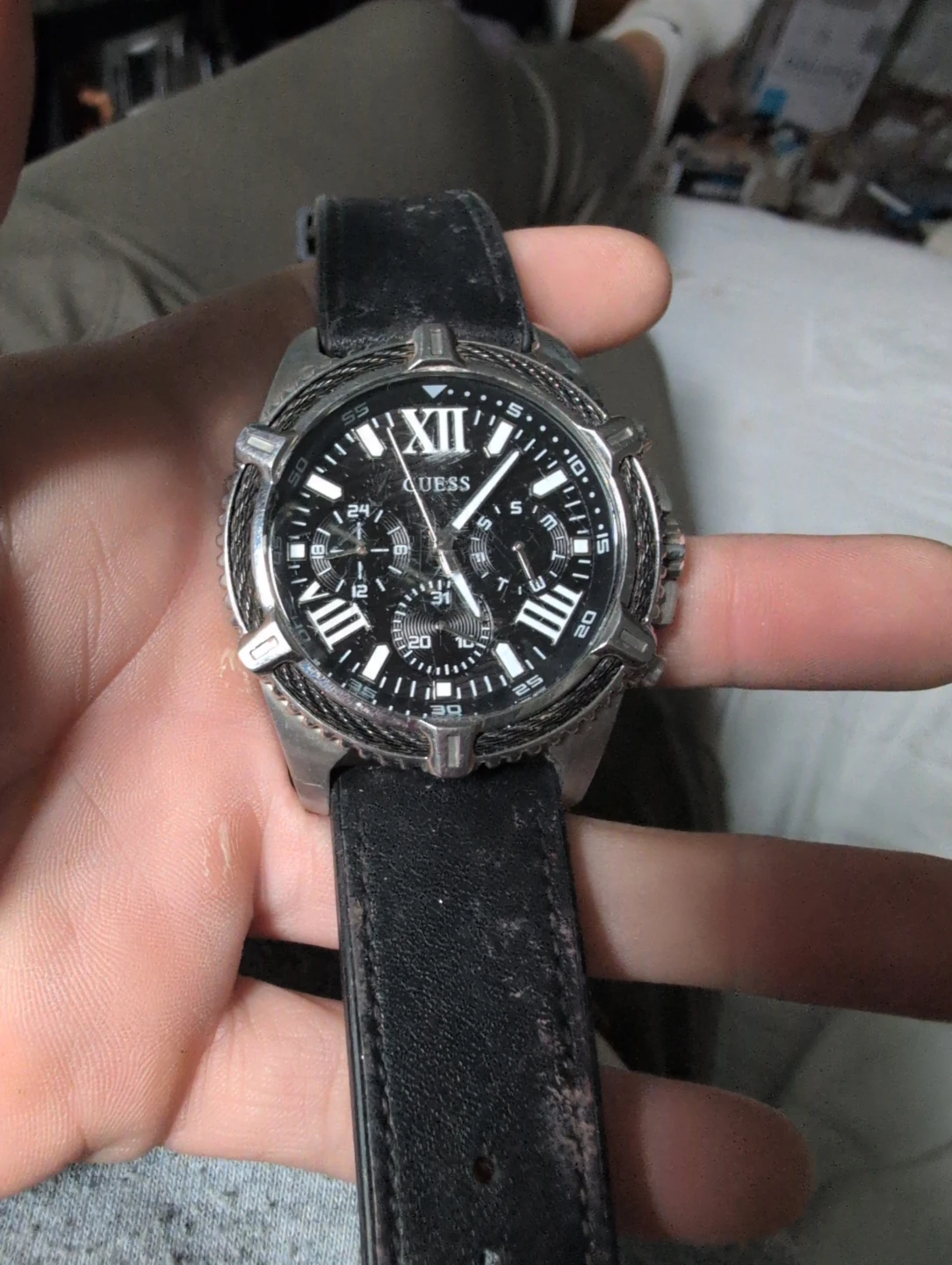 Guess Men's Black Leather Strap Watch