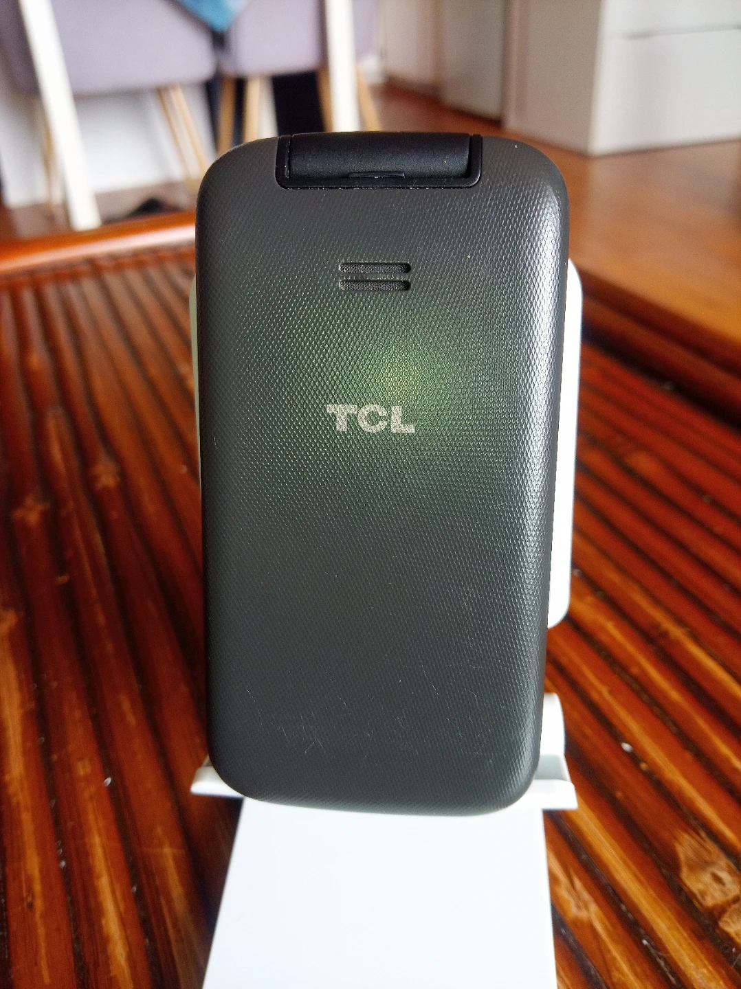 TCL FLIP 2 Flip Phone - photo 4