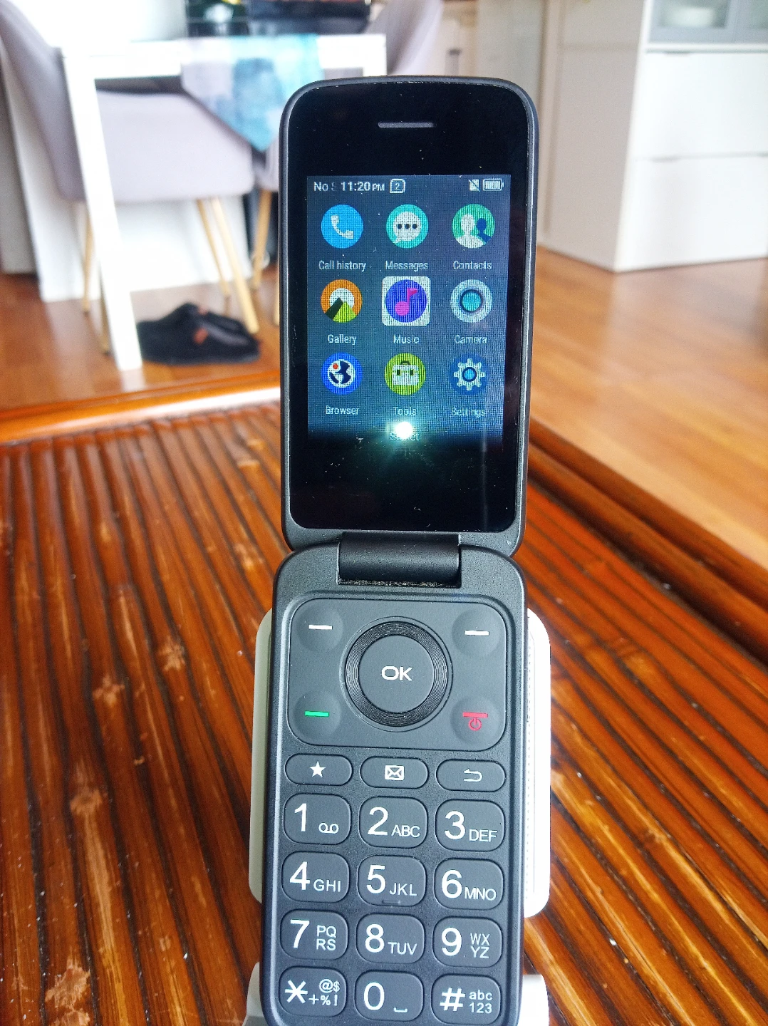 TCL FLIP 2 Flip Phone - photo 5