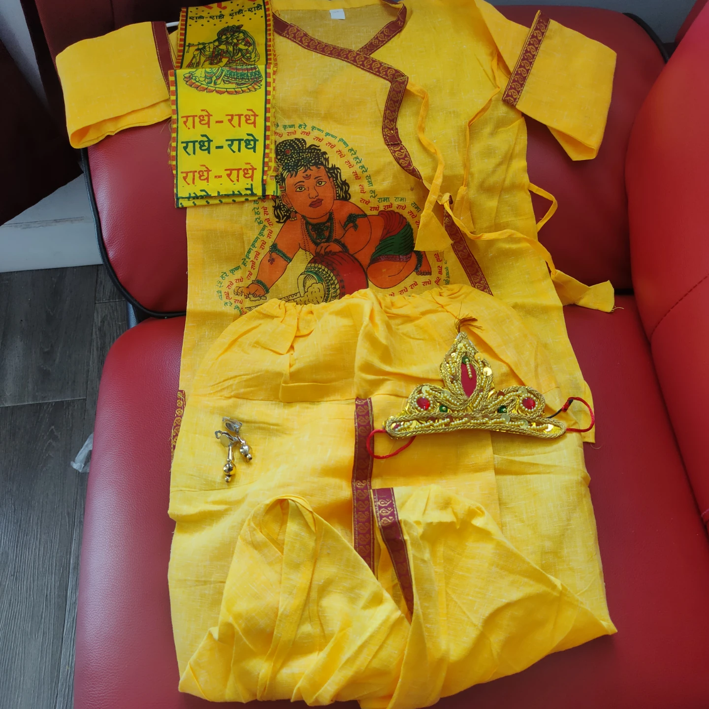 Yellow Krishna Costume with Crown and Flute - photo 2
