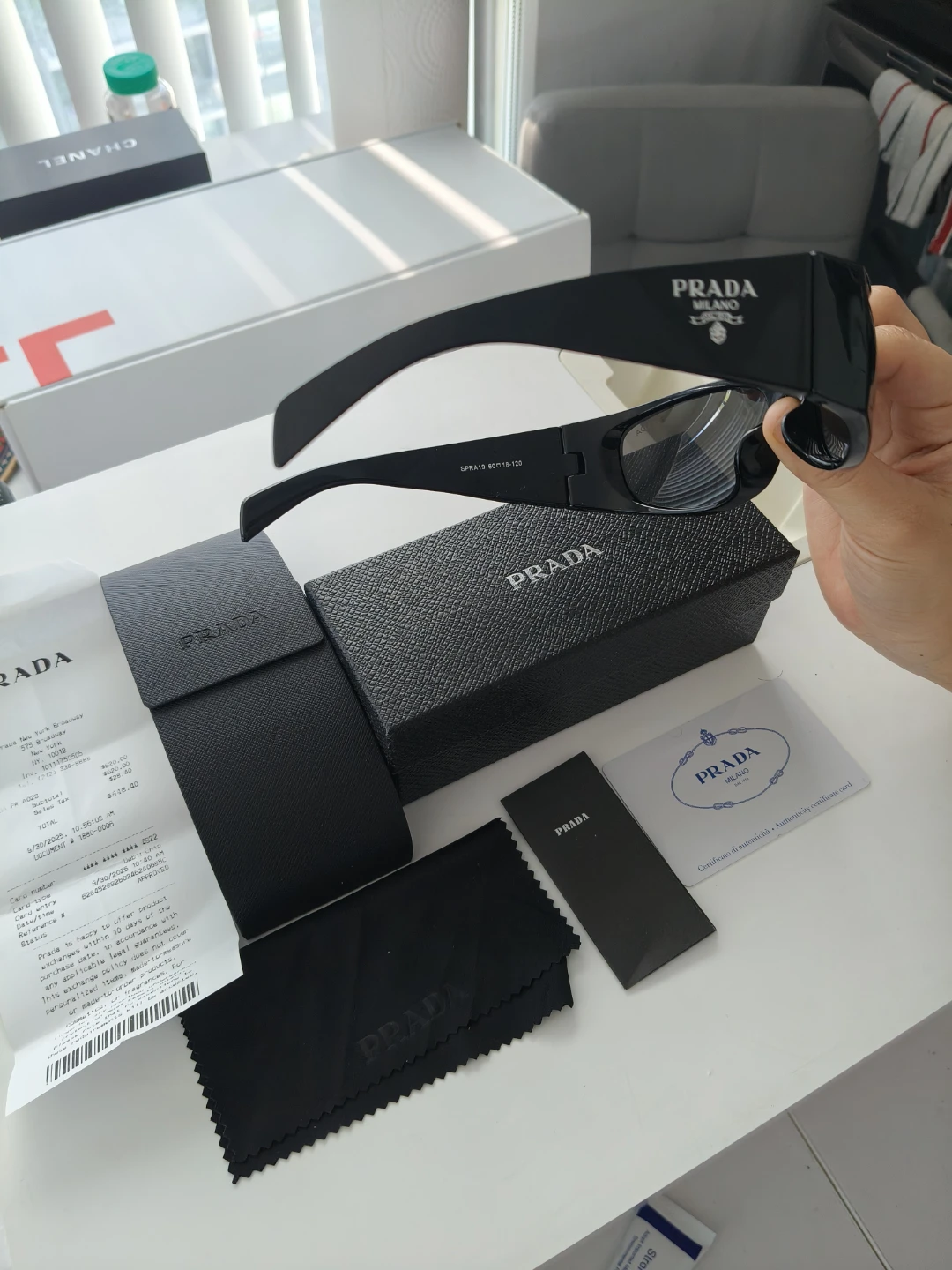Prada SPRA19 Sunglasses - photo 4