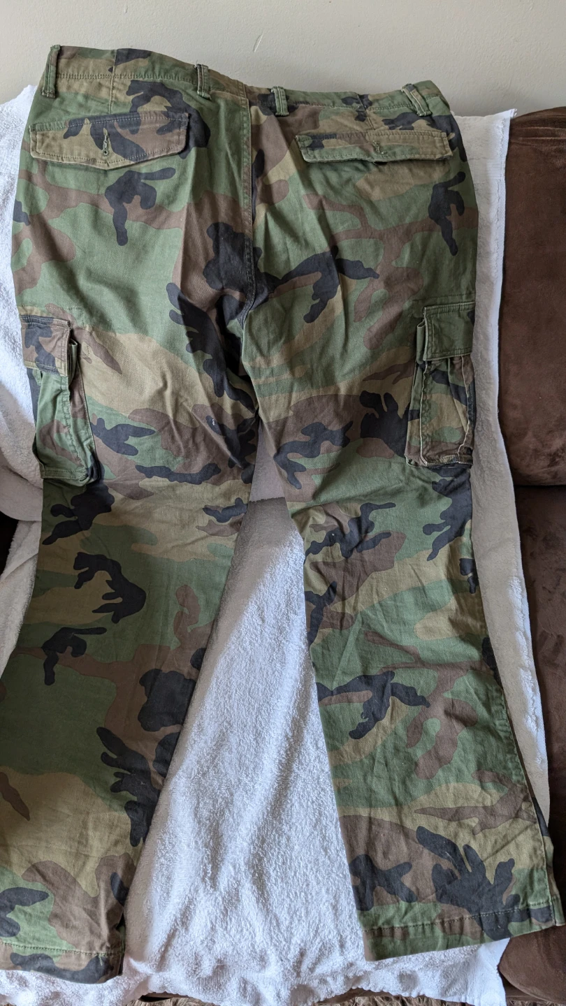 Gap Women Camouflage Cargo Pants - photo 2