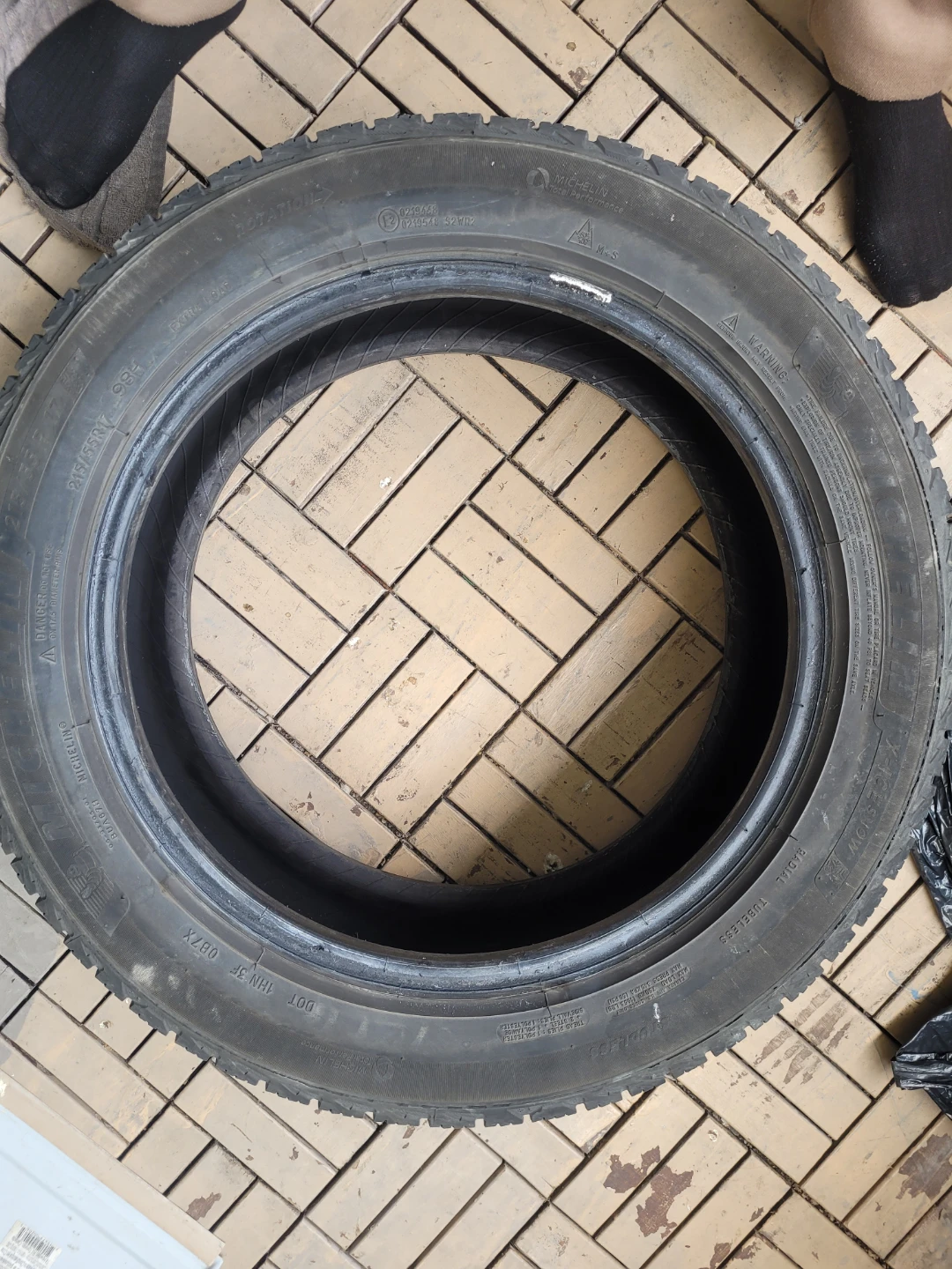 Winter tyre Michelin X-Ice Snow Tire 215/55R17 98H