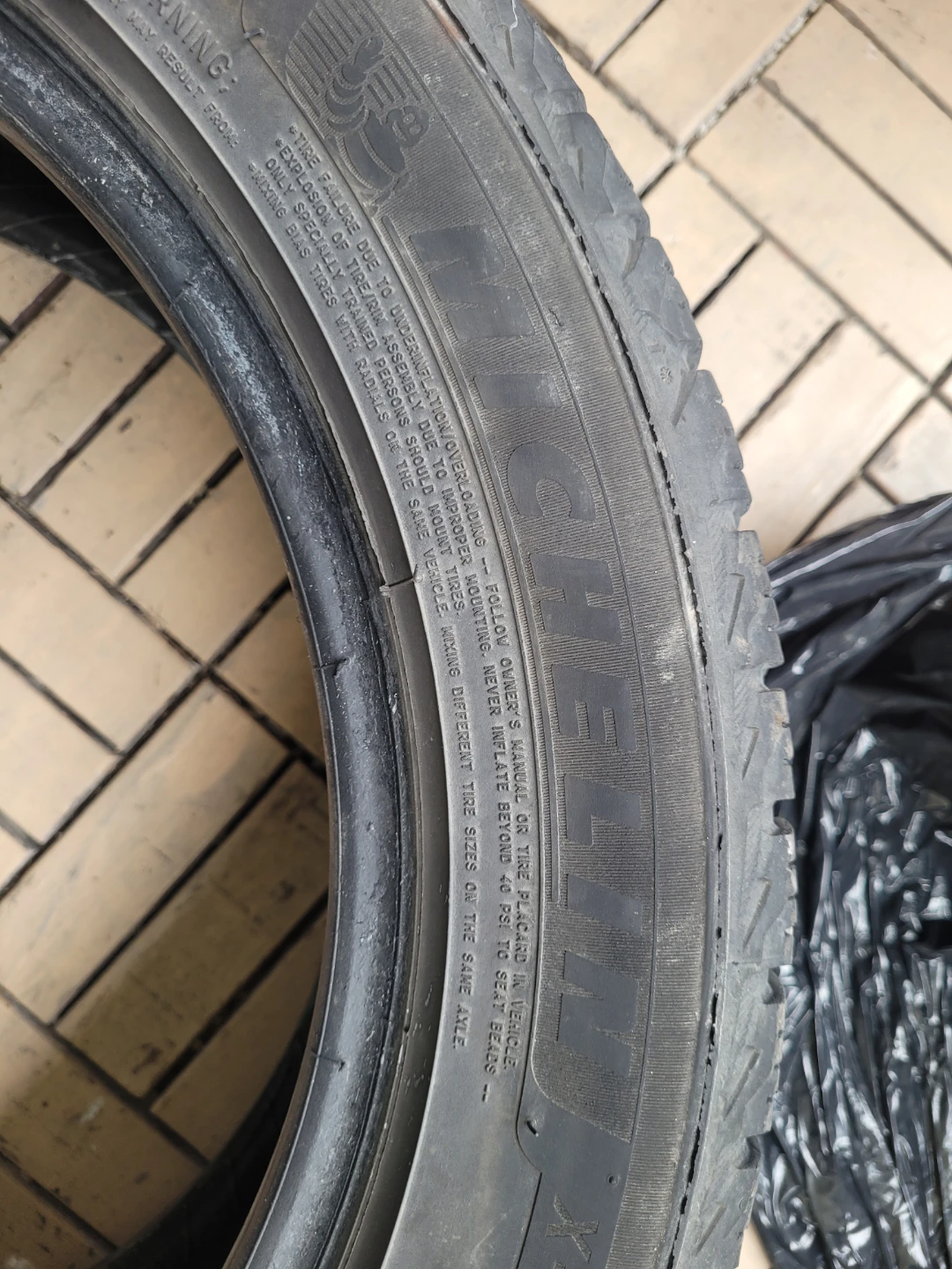 Winter tyre Michelin X-Ice Snow Tire 215/55R17 98H - photo 4