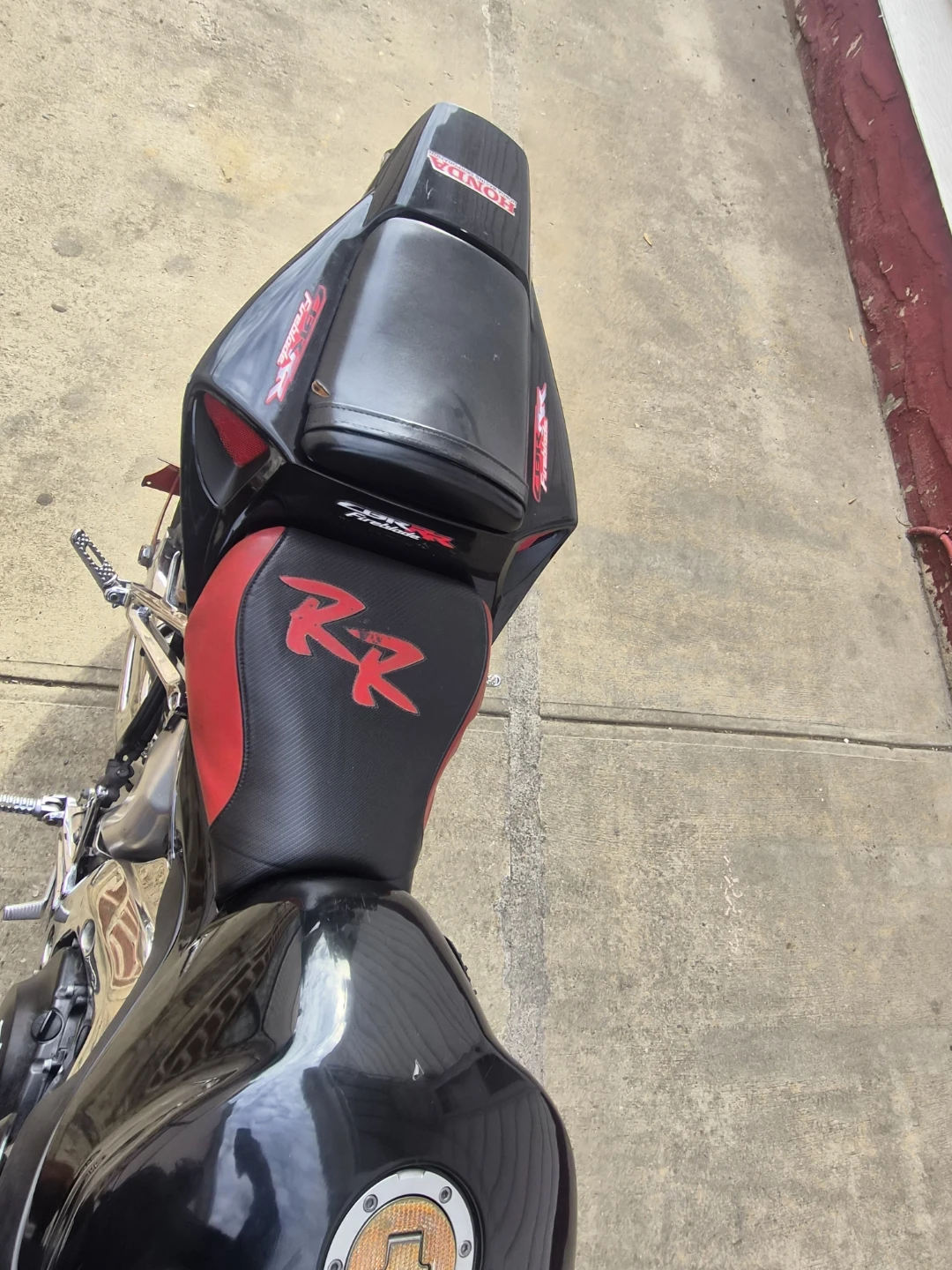 Honda CBR RR Sportbike 1000cc